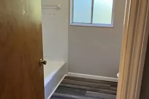 1990 Alexandria Pike, Highland Heights, KY 41076 - Photo 4