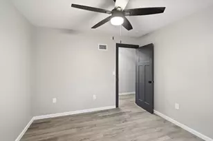 2121 Highwater Rd, Villa Hills, KY 41017 - Photo 24