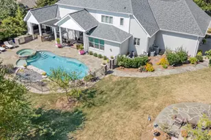 10713 Meadow Stable Ln, Union, KY 41091 - Photo 2