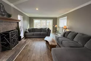 2084 Lakelyn Ct, Crescent Springs, KY 41017 - Photo 10