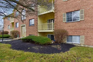 3 Highland Meadows Dr, Highland Heights, KY 41076 - Photo 2