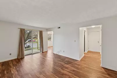 3 Highland Meadows Drive #8, Highland Heights, KY 41076 - Photo 4