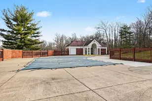 7055 Sweetwater Dr, Florence, KY 41042 - Photo 26