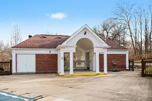 7055 Sweetwater Dr, Florence, KY 41042 - Photo 24