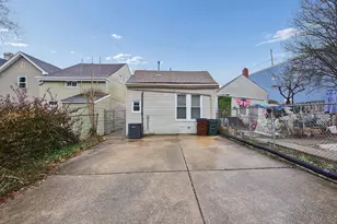 644 W 12th St, Covington, KY 41011 - Photo 26