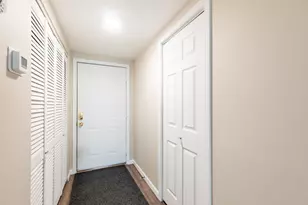 210 Ashley Dr, Alexandria, KY 41001 - Photo 2