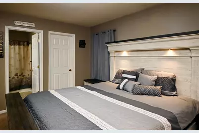 2742 Coachlight Lane, Burlington, KY 41005 - Photo 10