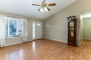 10006 Haven Hill Dr, Florence, KY 41042 - Photo 6