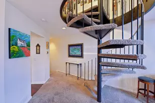 214 E 2nd St, Covington, KY 41011 - Photo 34