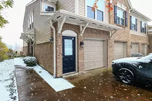 408 Breezewood Ct, Covington, KY 41016 - Photo 1