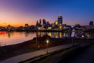 400 Ovation Wy, Newport, KY 41071 - Photo 16