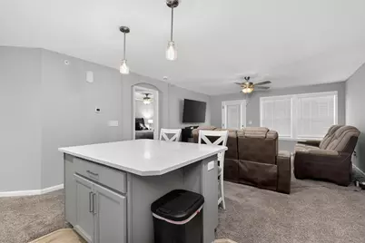 618 Foxhill Drive #10-102, Crescent Springs, KY 41017 - Photo 6