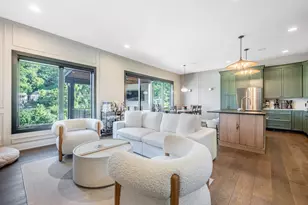 856 Belle Ridge Loop, Bellevue, KY 41073 - Photo 4