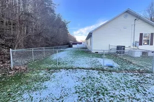 116 Dogwood Dr, Vanceburg, KY 41179 - Photo 14