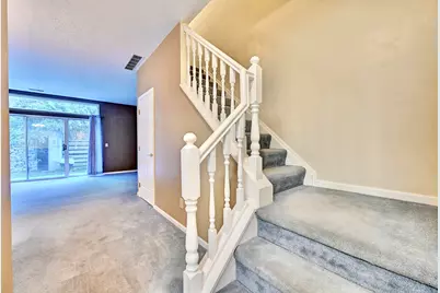 814 Rossford Run, Bellevue, KY 41073 - Photo 12