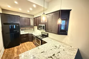 822 Scott St, Covington, KY 41011 - Photo 2