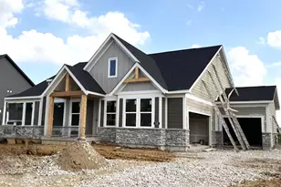 737 Man O War Blvd, Union, KY 41091 - Photo 1