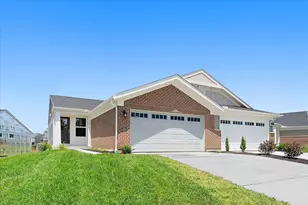 1339 Parkside Dr, Alexandria, KY 41001 - Photo 1
