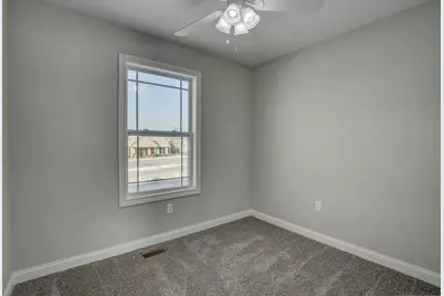 110 Churchill Drive, Williamstown, KY 41097 - Photo 12