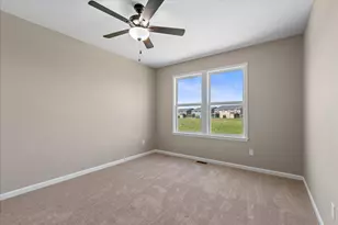 1331 Parkside Dr, Alexandria, KY 41001 - Photo 12