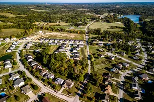 1331 Parkside Dr, Alexandria, KY 41001 - Photo 8