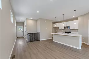 1346 Parkside Dr, Alexandria, KY 41001 - Photo 6