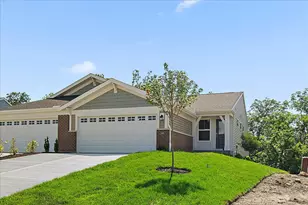 1346 Parkside Dr, Alexandria, KY 41001 - Photo 1