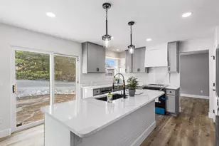 909 Surfridge Dr, Hebron, KY 41048 - Photo 20