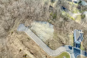 3279 Lookout Vly, Covington, KY 41017 - Photo 1