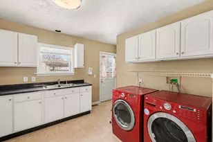 518 Pendleton St, Falmouth, KY 41040 - Photo 6