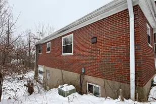 352 Rose Dr, Alexandria, KY 41001 - Photo 2