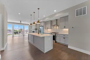 103 W 13th St, Newport, KY 41071 - Photo 6