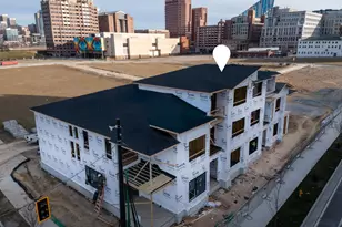 128 W 4th St, Covington, KY 41011 - Photo 2