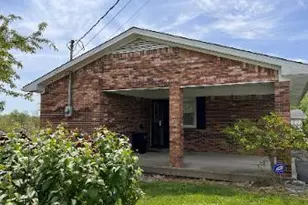 219 Beck St, Owenton, KY 40359 - Photo 2