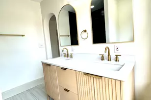 2038 Greenup St, Covington, KY 41014 - Photo 16