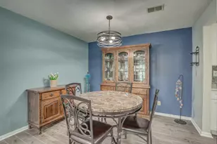 100 Creekwood Dr, Wilder, KY 41071 - Photo 6