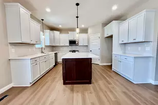 8900 Cimmaron Trl, Union, KY 41091 - Photo 2