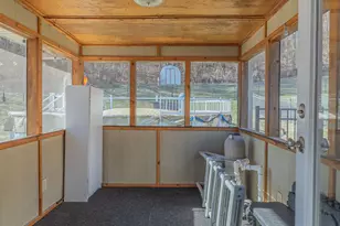 35 Hillside Dr, Wilder, KY 41071 - Photo 14