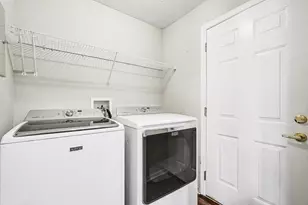 198 Langshire Ct, Florence, KY 41042 - Photo 8