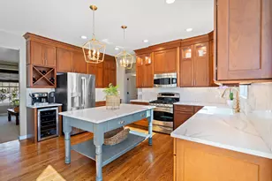 1095 Bold Forbes Ct, Union, KY 41091 - Photo 4