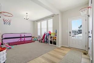 390 University Dr, Walton, KY 41094 - Photo 12