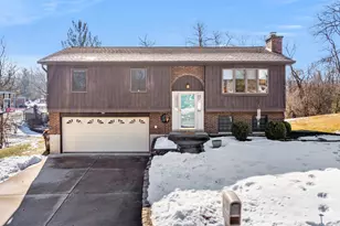 23 Beechwood Pl, Dayton, KY 41074 - Photo 1