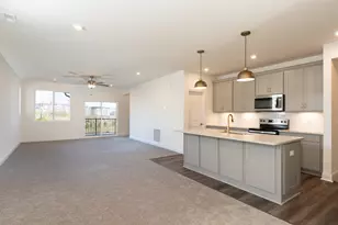 348 Cornwall Dr, Florence, KY 41042 - Photo 6