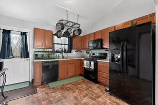 6592 Garcia Ct, Florence, KY 41042 - Photo 6