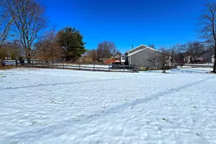 164 Meadow Creek Dr, Florence, KY 41042 - Photo 10