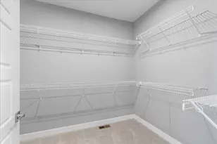 6886 Green Isle Ln, Union, KY 41091 - Photo 20