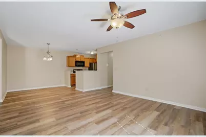 551 Napa Valley Lane #4, Crestview Hills, KY 41017 - Photo 2