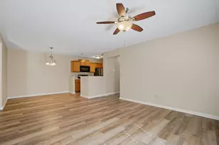 551 Napa Valley Ln, Crestview Hills, KY 41017 - Photo 2