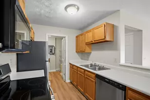 551 Napa Valley Ln, Crestview Hills, KY 41017 - Photo 4