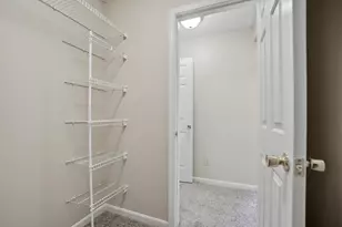 551 Napa Valley Ln, Crestview Hills, KY 41017 - Photo 18